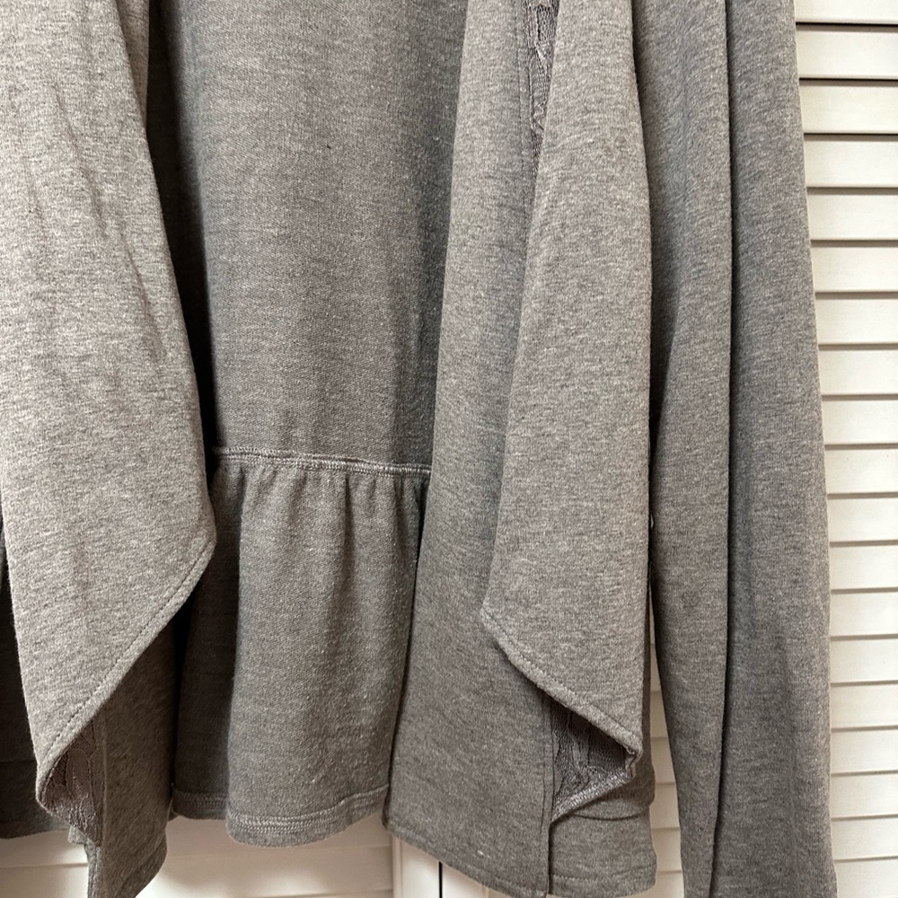 Christopher banks below hip jacket. Gray size Xl